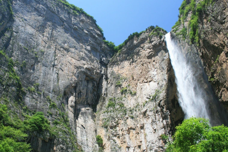 China Waterfall Controversy